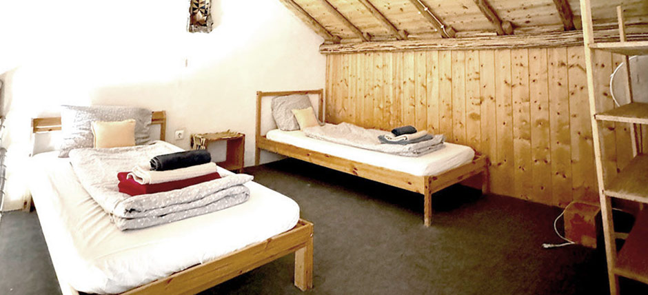 La_Casa_Shambala_SB_Triple_Room_Monchique-(2)