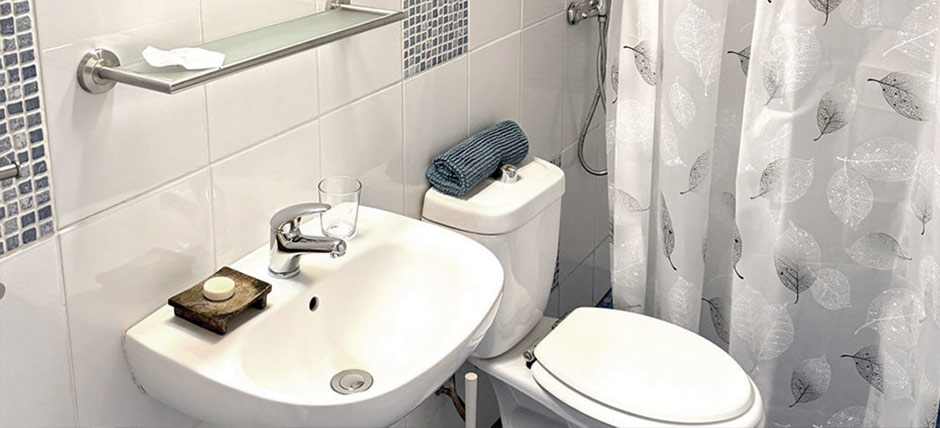 La_Casa_Shambala_SB_Triple_Room_Monchique-(3)