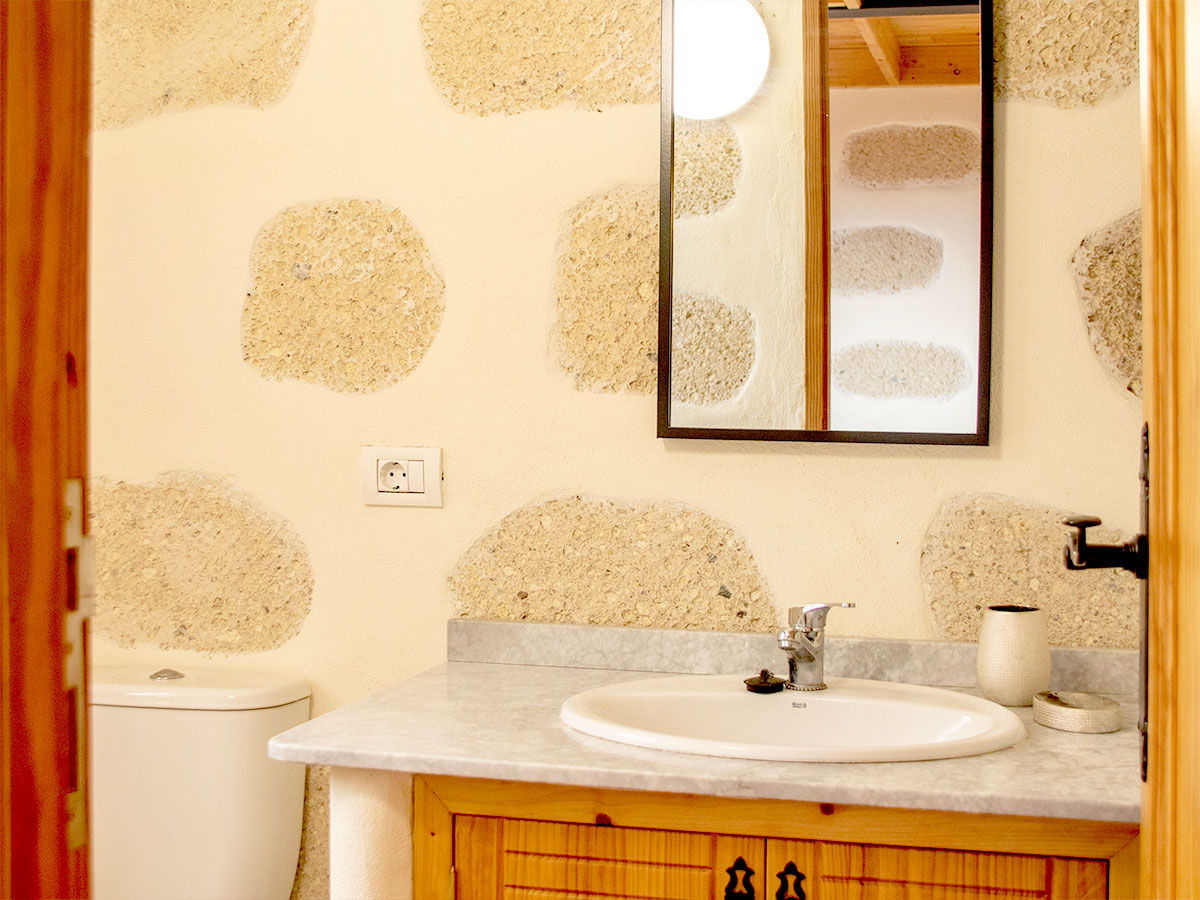 Bathroom-Shared-Quad-with-Balcony